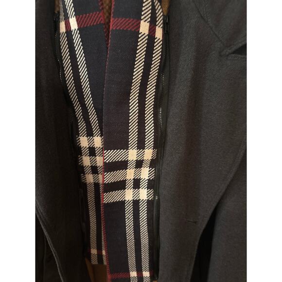 Men's Charcoal Cashmere Coat with removable scarf. Size M - Picture 9 of 12